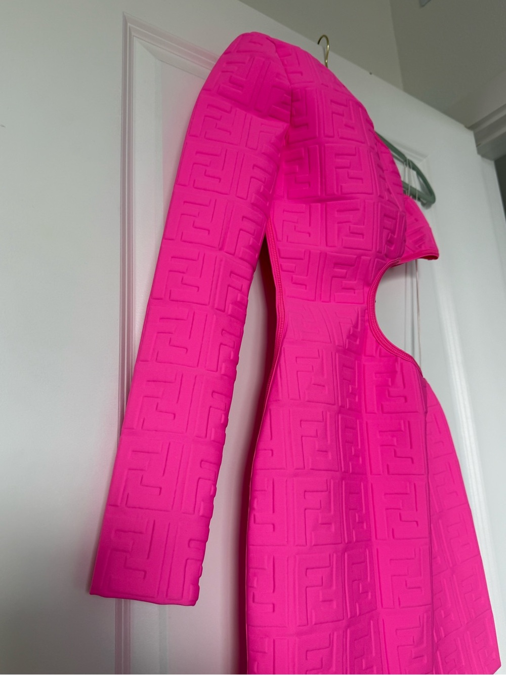 NWT Fendi x Nicki Minaj capsule collection pink dress 40 4 $2,200 - Picture 11 of 16